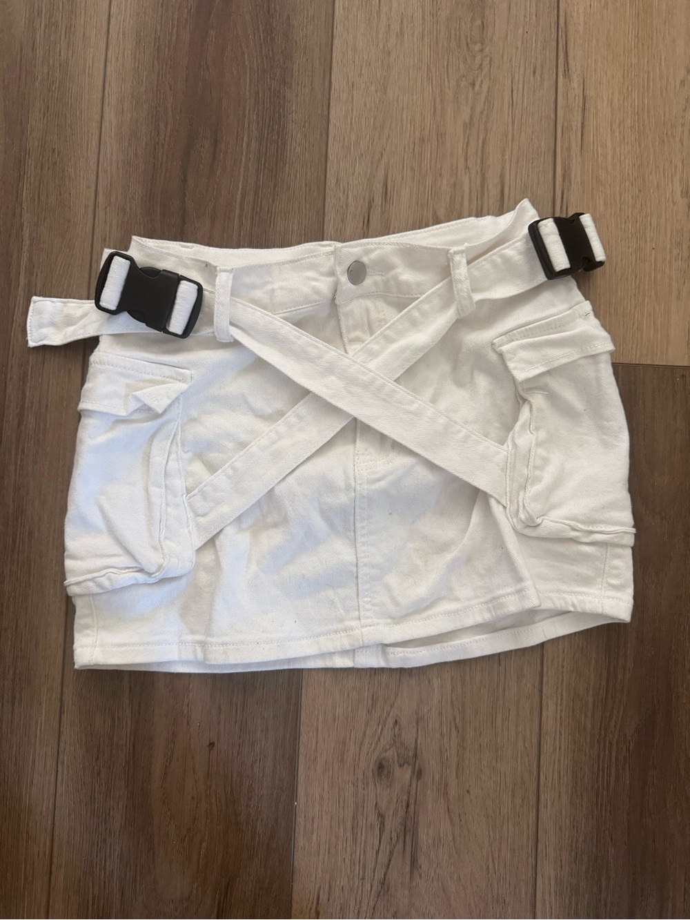SHEIN White Mini Jean Skirt with Buckle Strap Detail